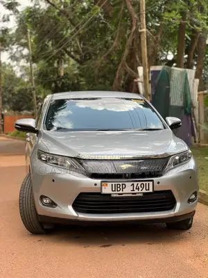 Toyota Harrier 2.0 2016 Silver
