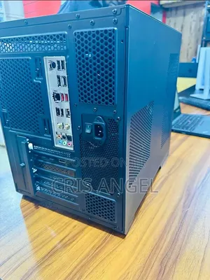Desktop Computer Asus TUF Gaming FX10CP 32GB Intel Core i7 SSD 1T