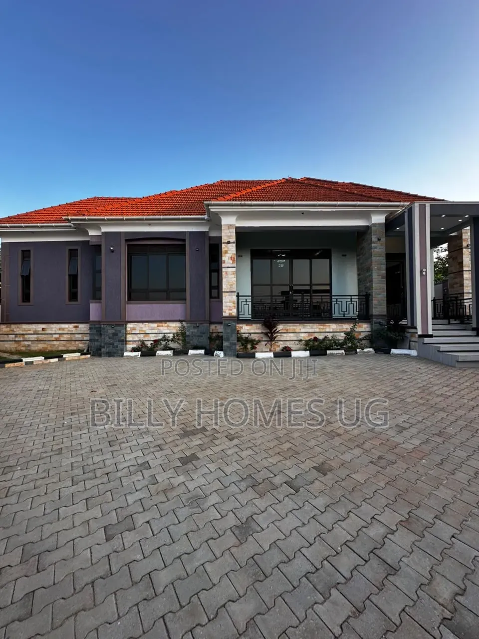 4bdrm Bungalow in Ssisa for sale
