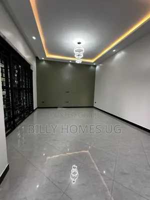 4bdrm Bungalow in Ssisa for sale