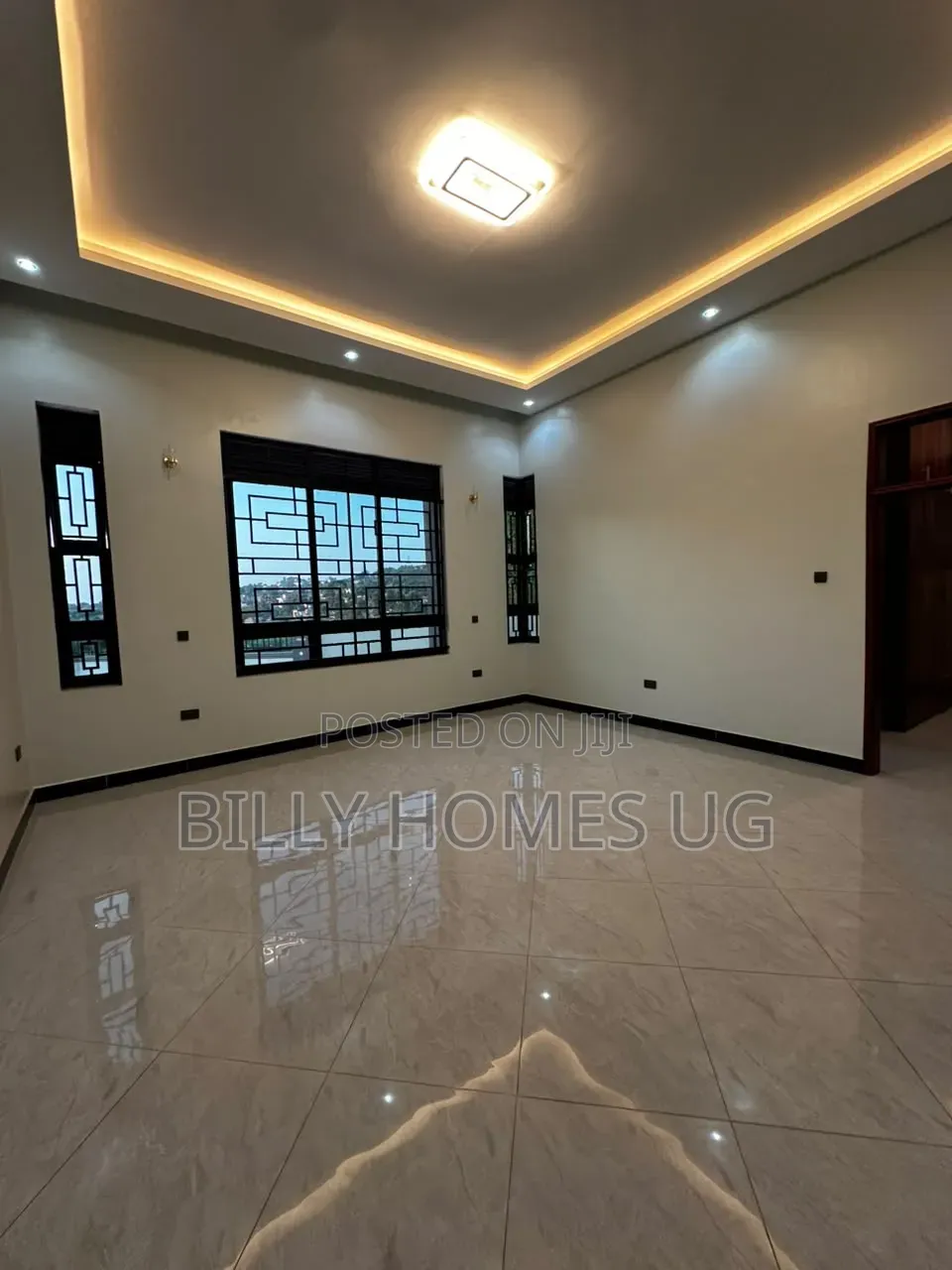 4bdrm Bungalow in Ssisa for sale