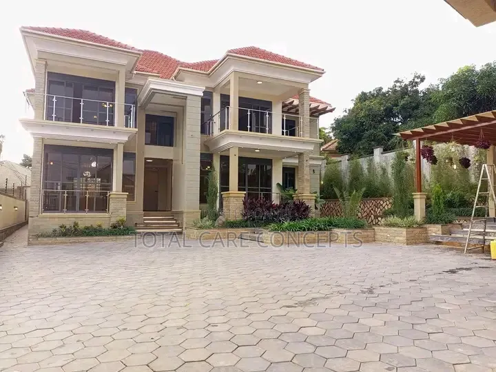 Compound Experts and Landscaping Services
