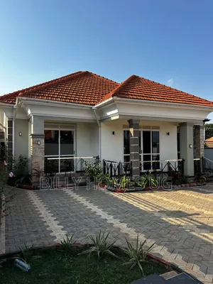 4bdrm Bungalow in Ssisa for sale