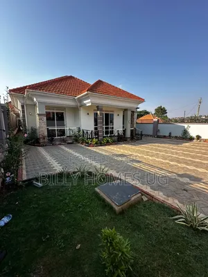 4bdrm Bungalow in Ssisa for sale
