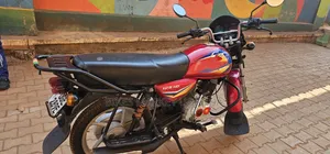 Bajaj CT 125X 2025 Red