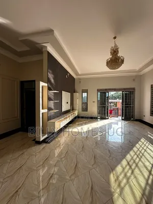 4bdrm Bungalow in Ssisa for sale