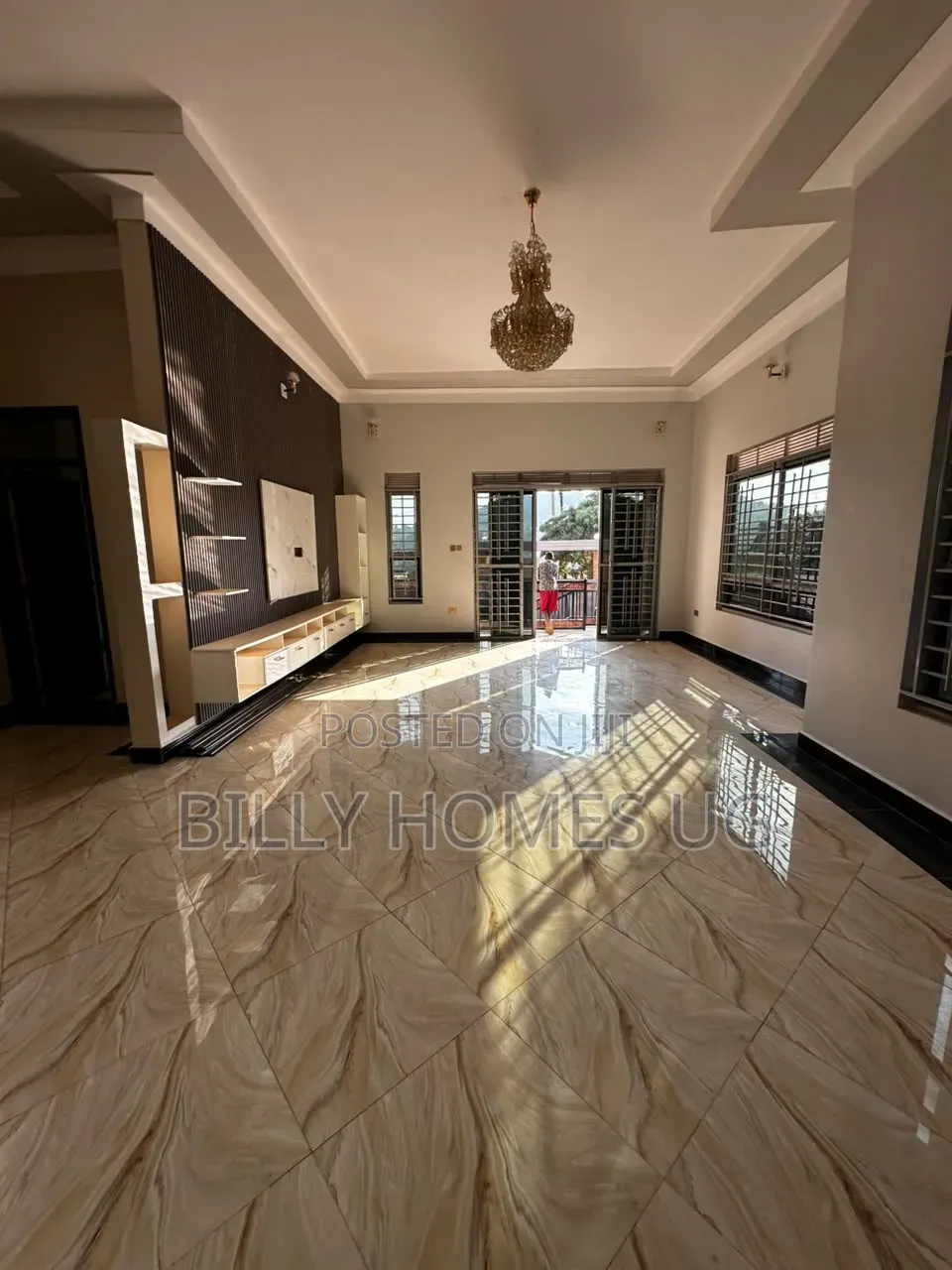 4bdrm Bungalow in Ssisa for sale