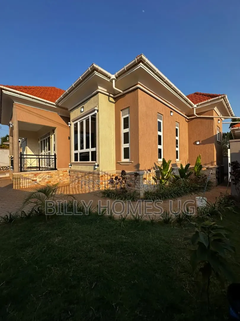 4bdrm Bungalow in Ssisa for sale