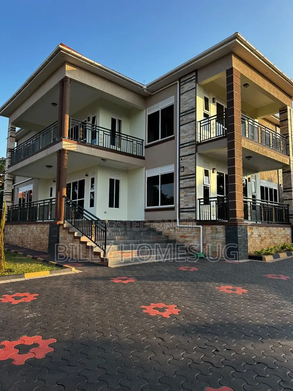 6bdrm Mansion in Ssisa for sale