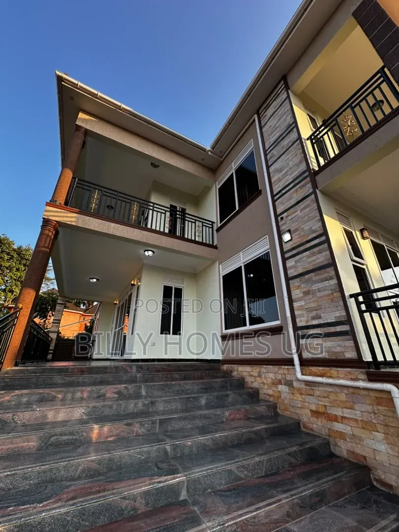 6bdrm Mansion in Ssisa for sale