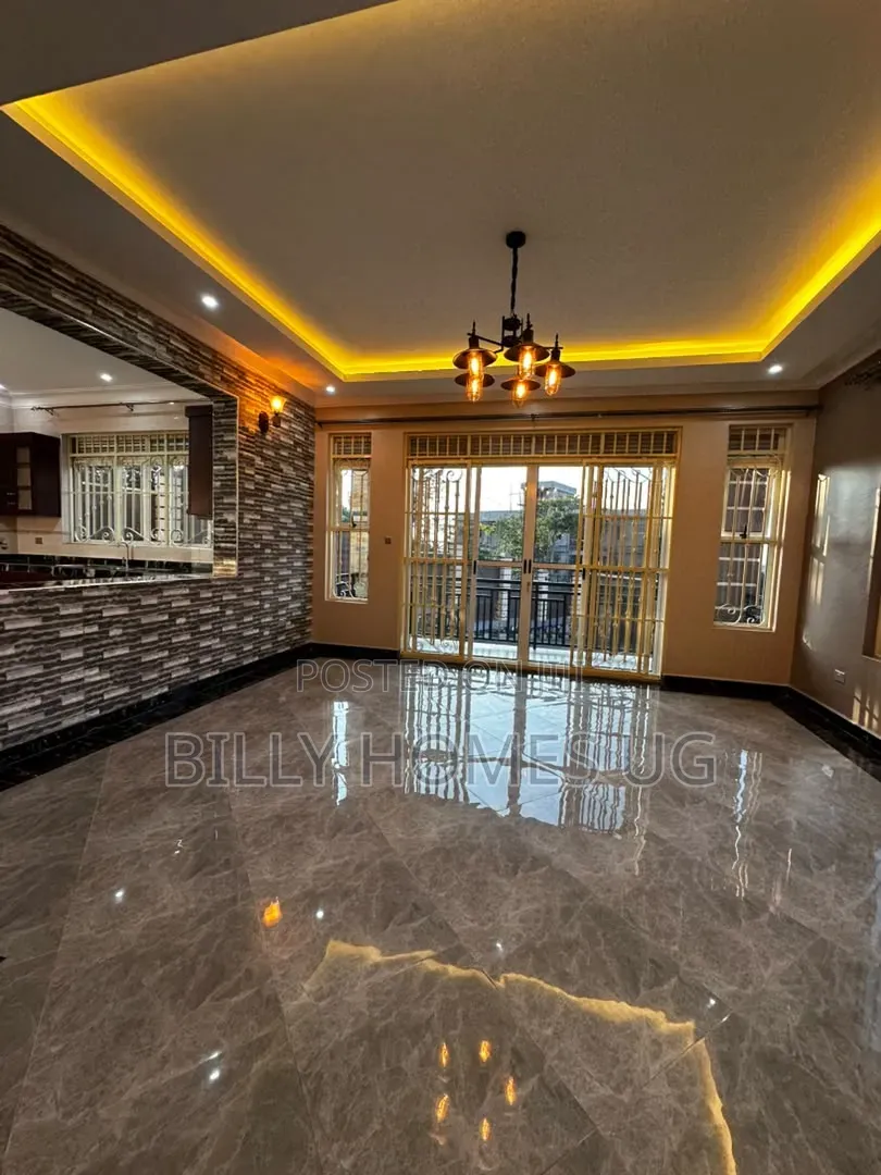 6bdrm Mansion in Ssisa for sale