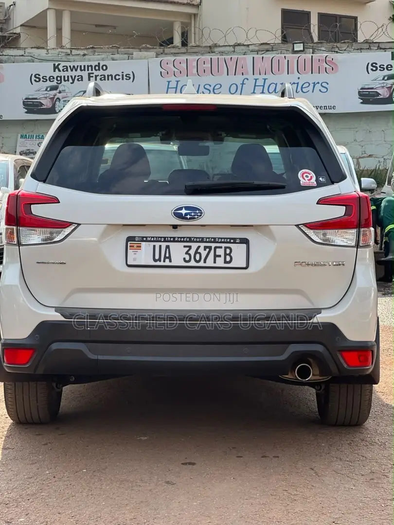 Subaru Forester 2019 White