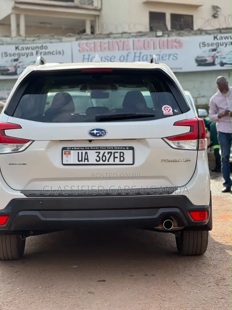 Subaru Forester 2019 White