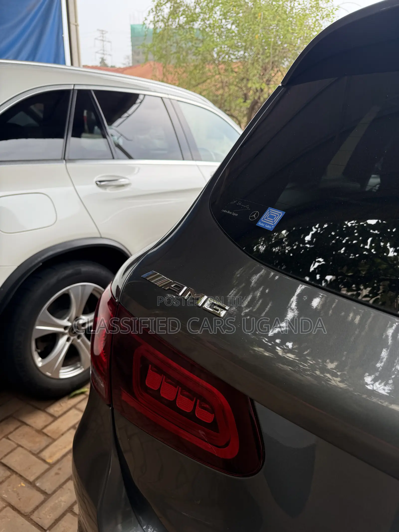 Mercedes-Benz GLC-Class GLC250 Sport Utility 4-Door (2.0L, 4cyl Turbo)