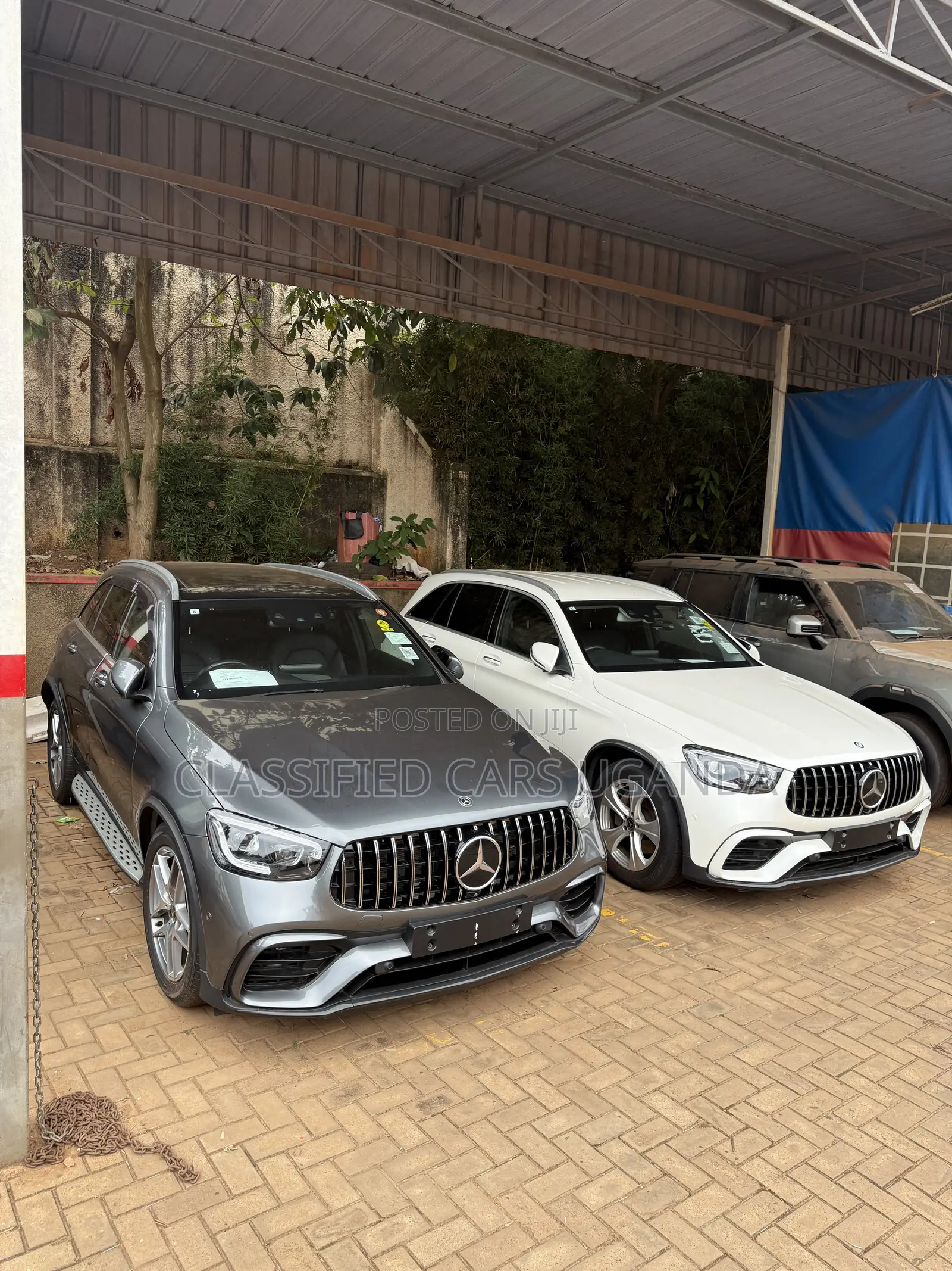 Mercedes-Benz GLC-Class GLC250 Sport Utility 4-Door (2.0L, 4cyl Turbo)