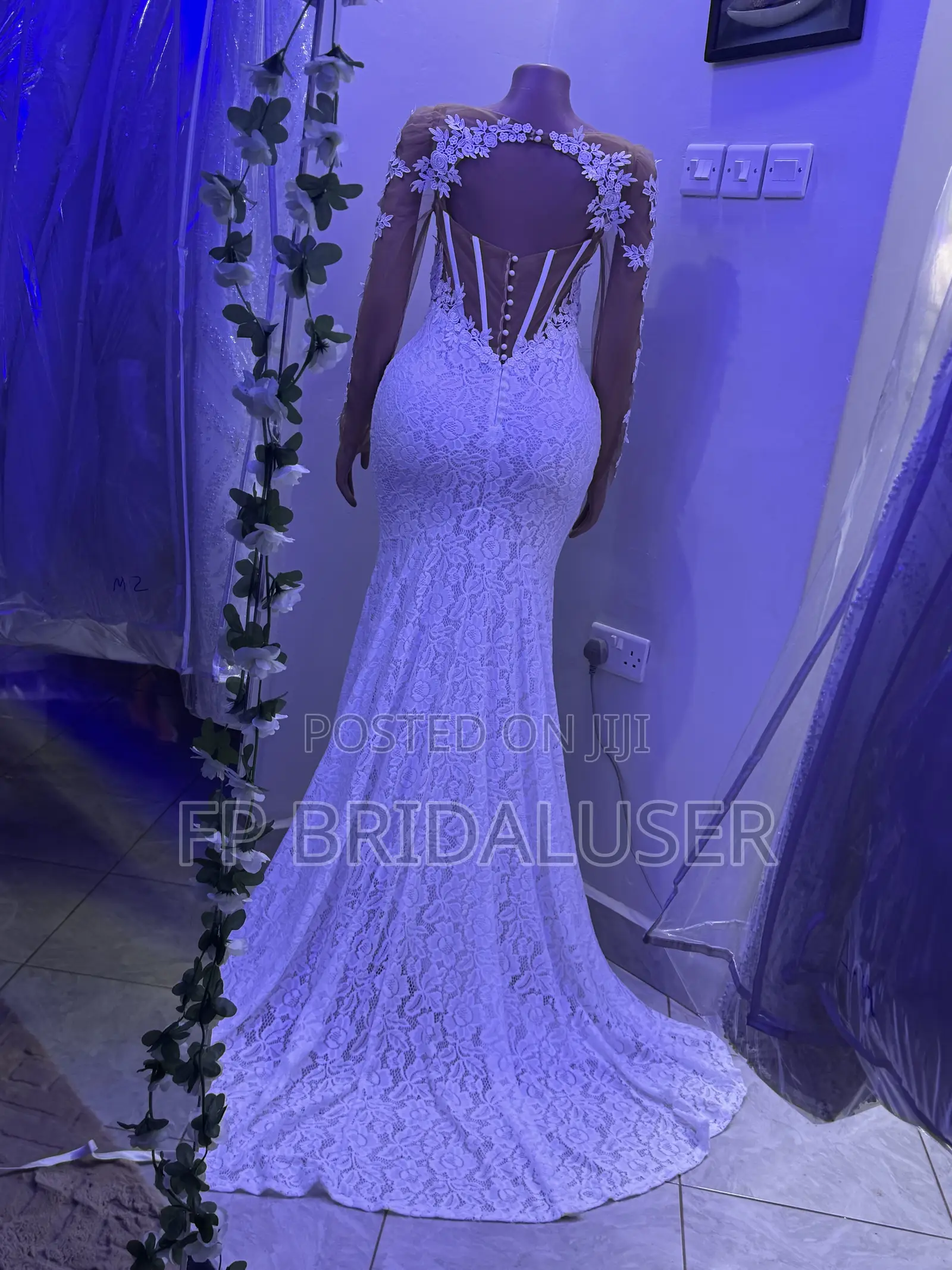 Wedding Dresses White With Floral Lace