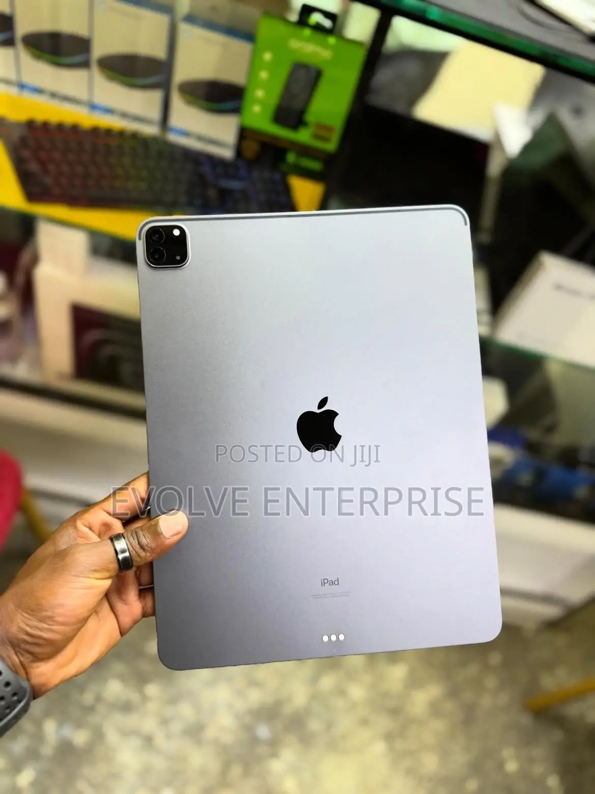Apple iPad Pro 12.9 (2022) 128 GB Gray