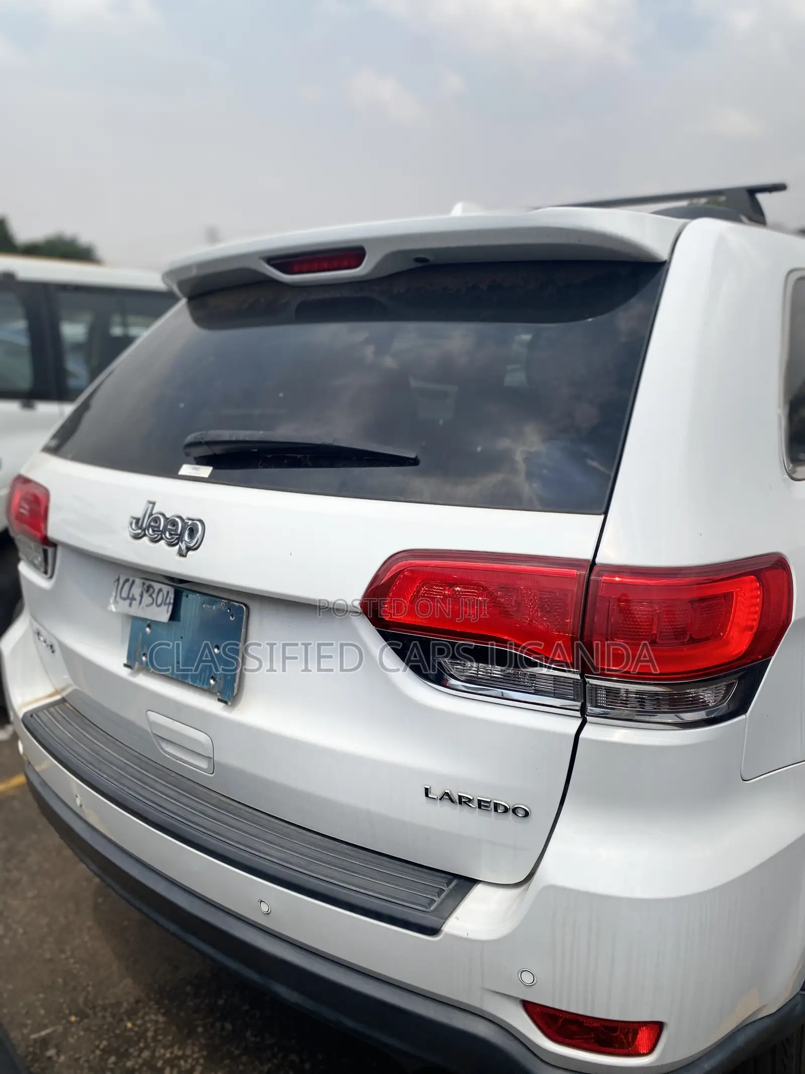 Jeep Cherokee Latitude 4dr SUV (2.4L 4cyl 9A) 2015 White