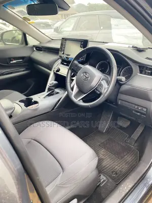 Toyota Harrier 2.0 4WD 2020 Blue