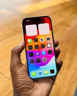 Apple iPhone 15 256 GB Green