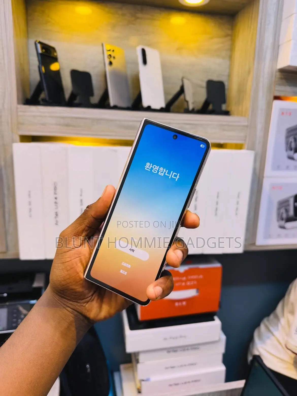 Samsung Galaxy Z Fold4 256 GB Gold