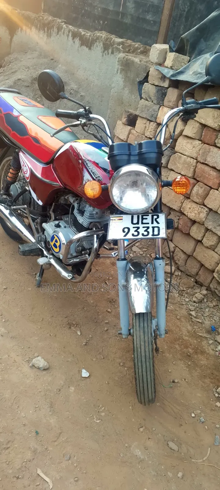 Bajaj Boxer 100 2019 Red