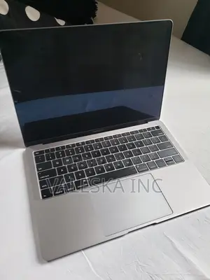 Laptop Apple MacBook 2019 8GB Intel Core i5 SSD 128GB