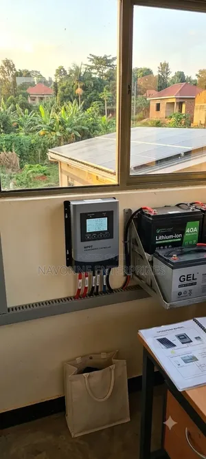 40A Smart MPPT Solar Charge Controller 12v/24v