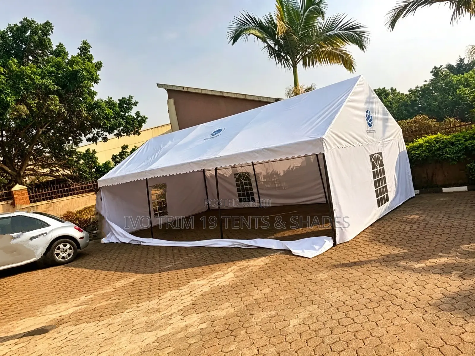 Heavy-Duty a-Frame 100seater Tent