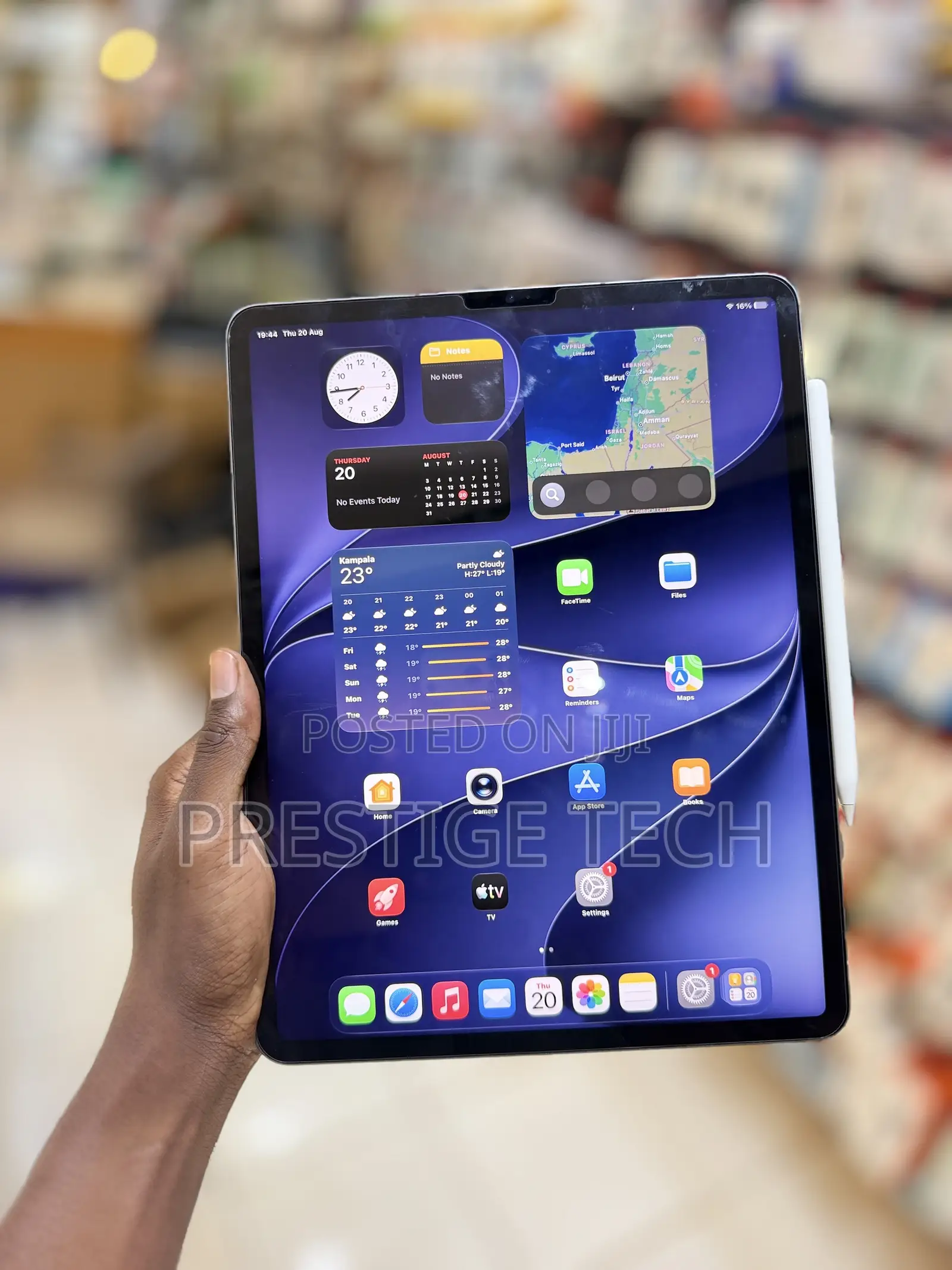 Apple iPad Pro 12.9 (2022) 128 GB Gray