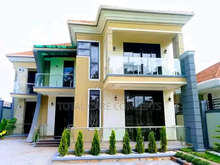 Elegant Modern Compound Designers and Landscapers