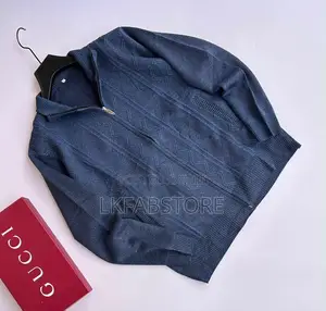 Longsleeved Zipsweaters for Men