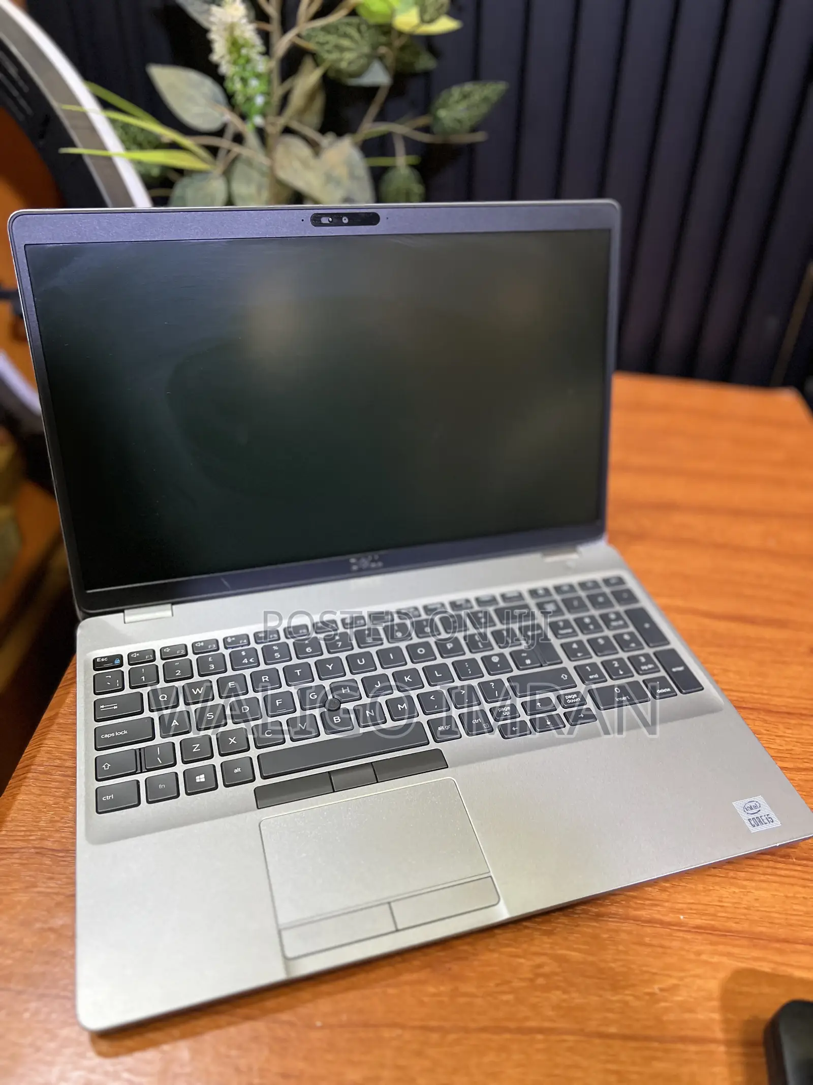 Laptop Dell Latitude 5511 8GB Intel Core i5 SSD 256GB