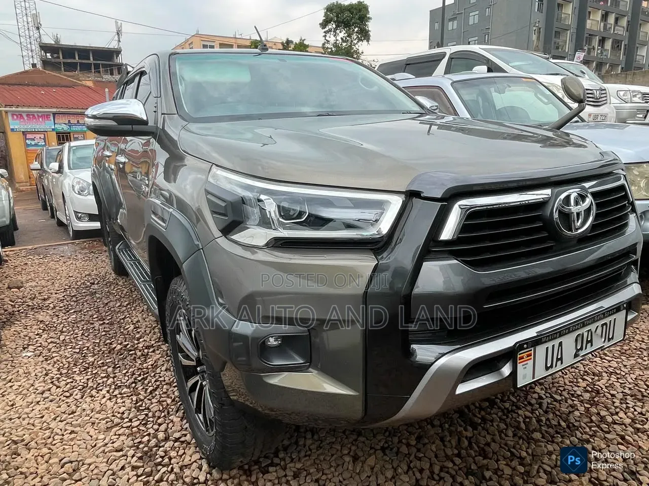 Toyota Hilux 2018 Green