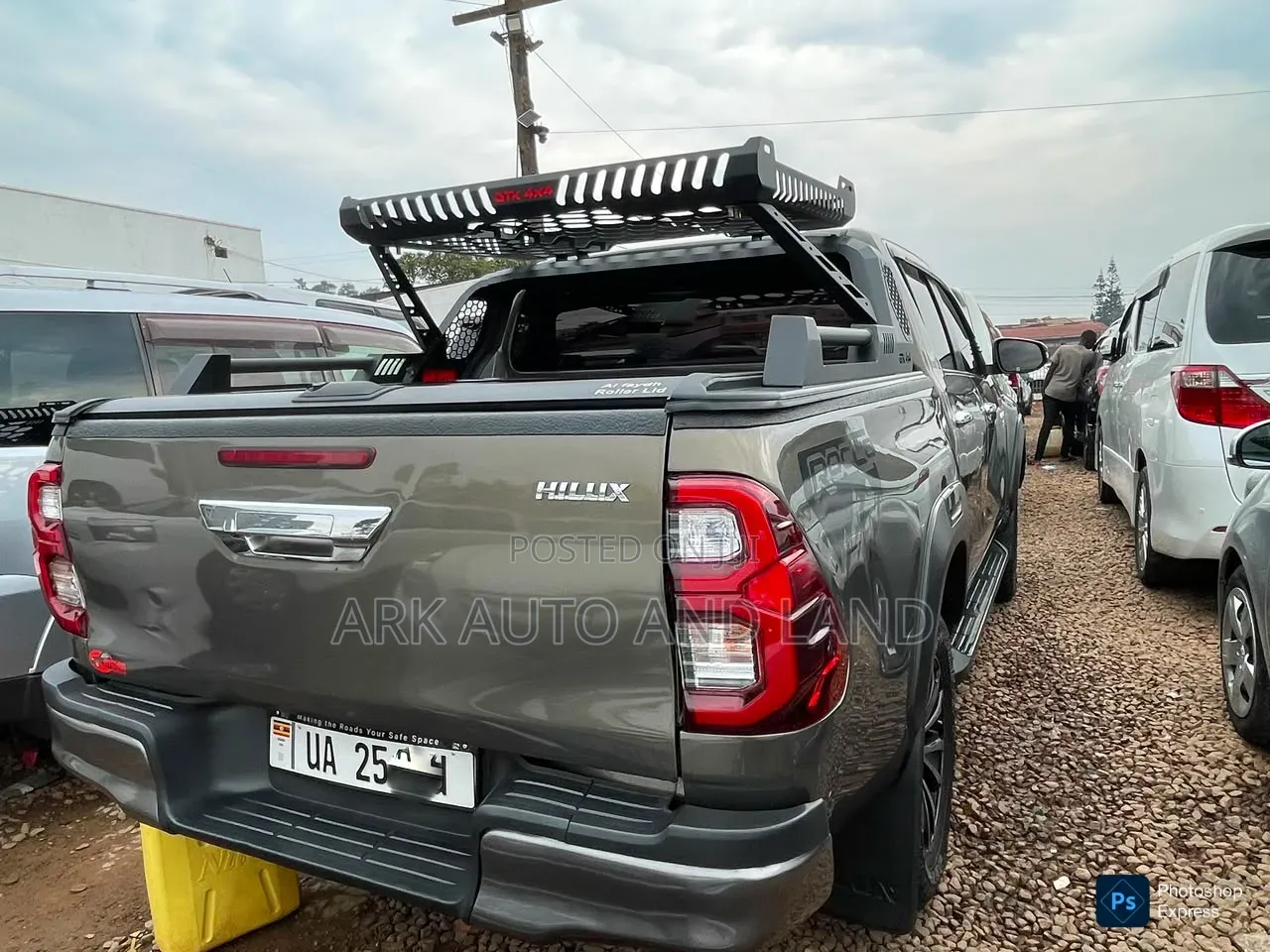 Toyota Hilux 2018 Green