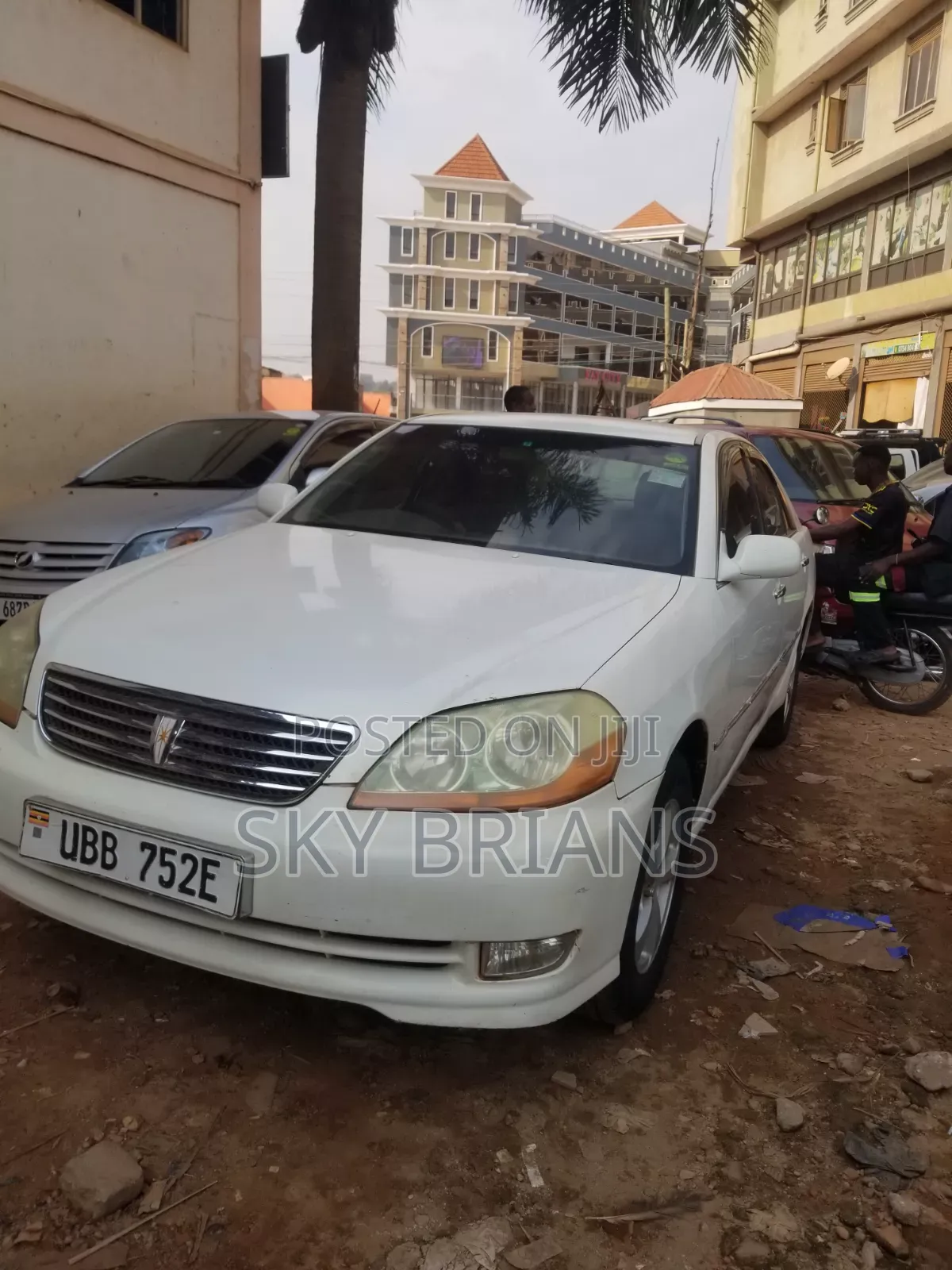 Toyota Mark II 2004 White
