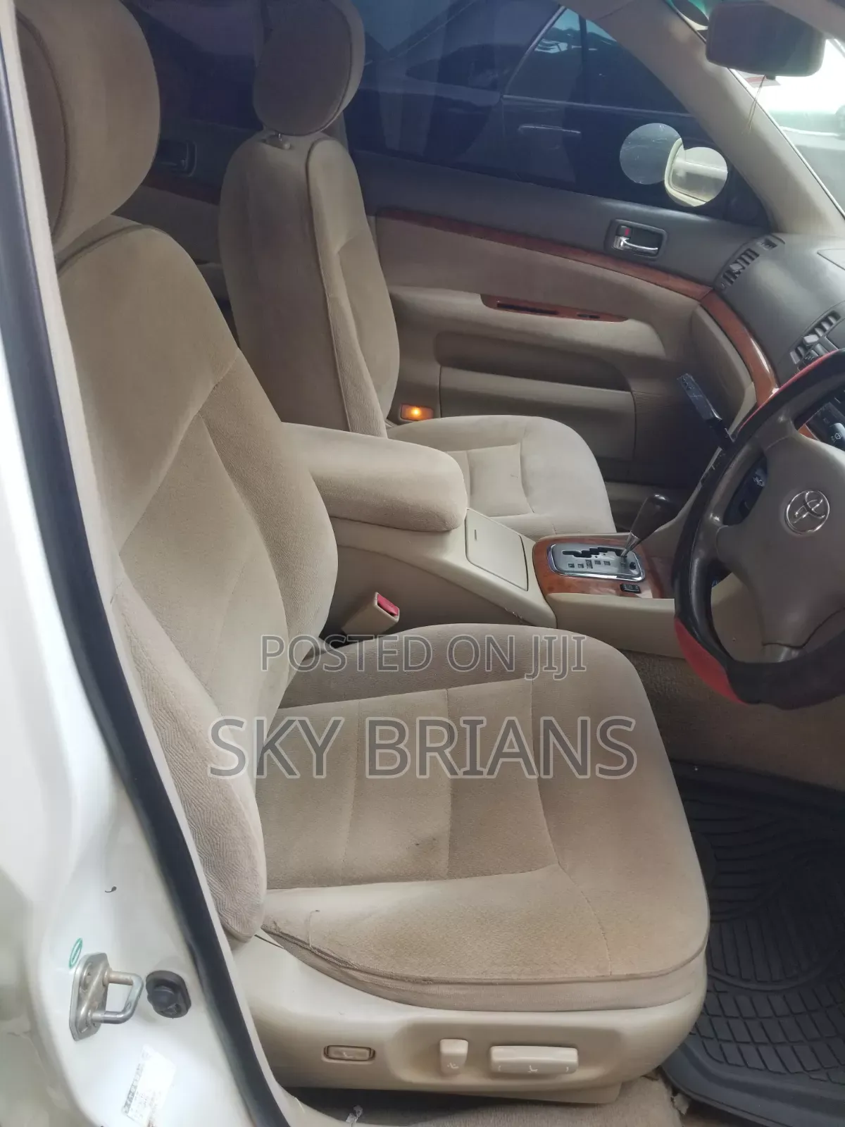Toyota Mark II 2004 White