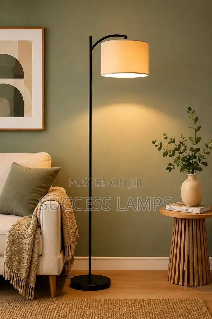 Arch Metallic Floor Lamp