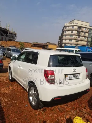 Toyota IST 2010 White