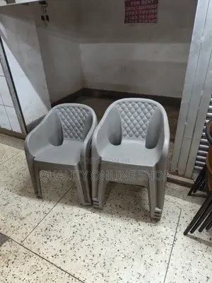 Diamond Back Plastic Chairs Plastic Chairs