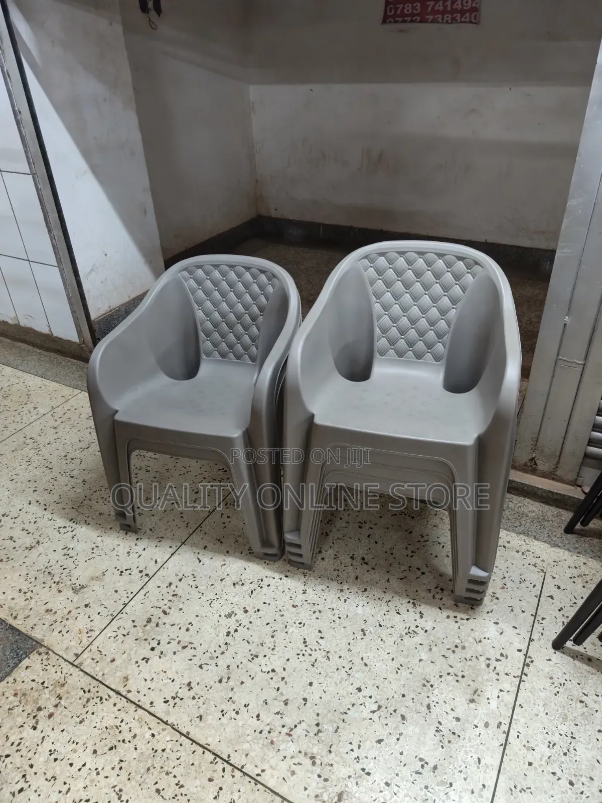 Diamond Back Plastic Chairs Plastic Chairs