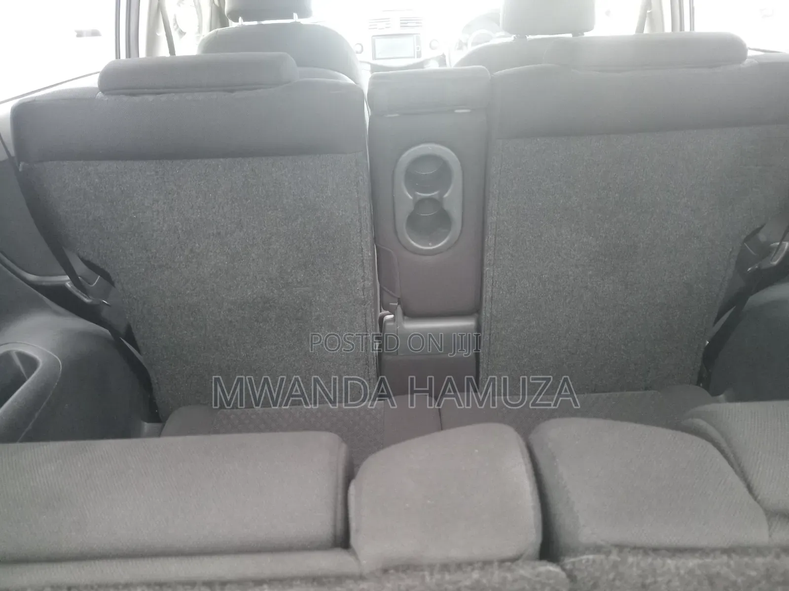 Toyota Vanguard 2013 Silver