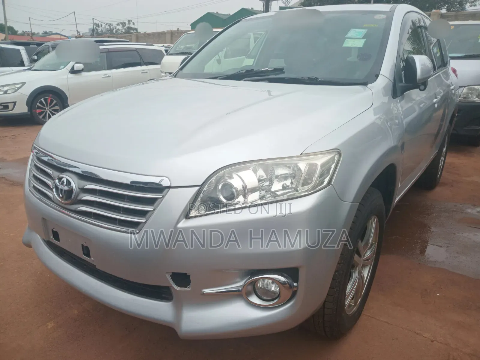 Toyota Vanguard 2013 Silver
