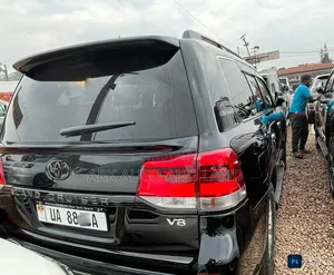 Toyota Land Cruiser 2017 Black
