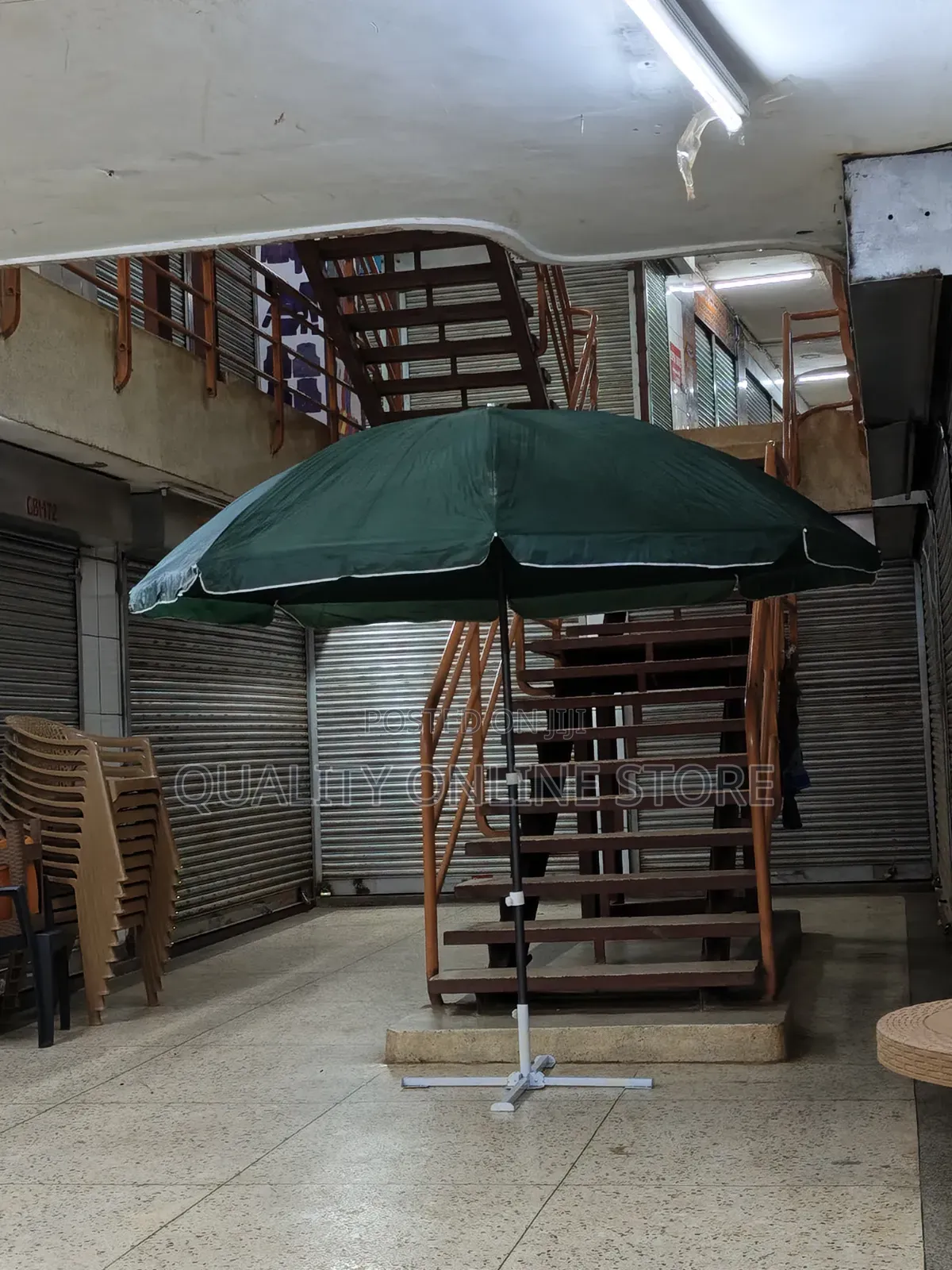 Middle Stand Outdoor Garden Umbrella Outdoor Bar and Beach Umbrella