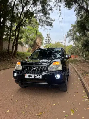 Nissan X-Trail 2010 Black