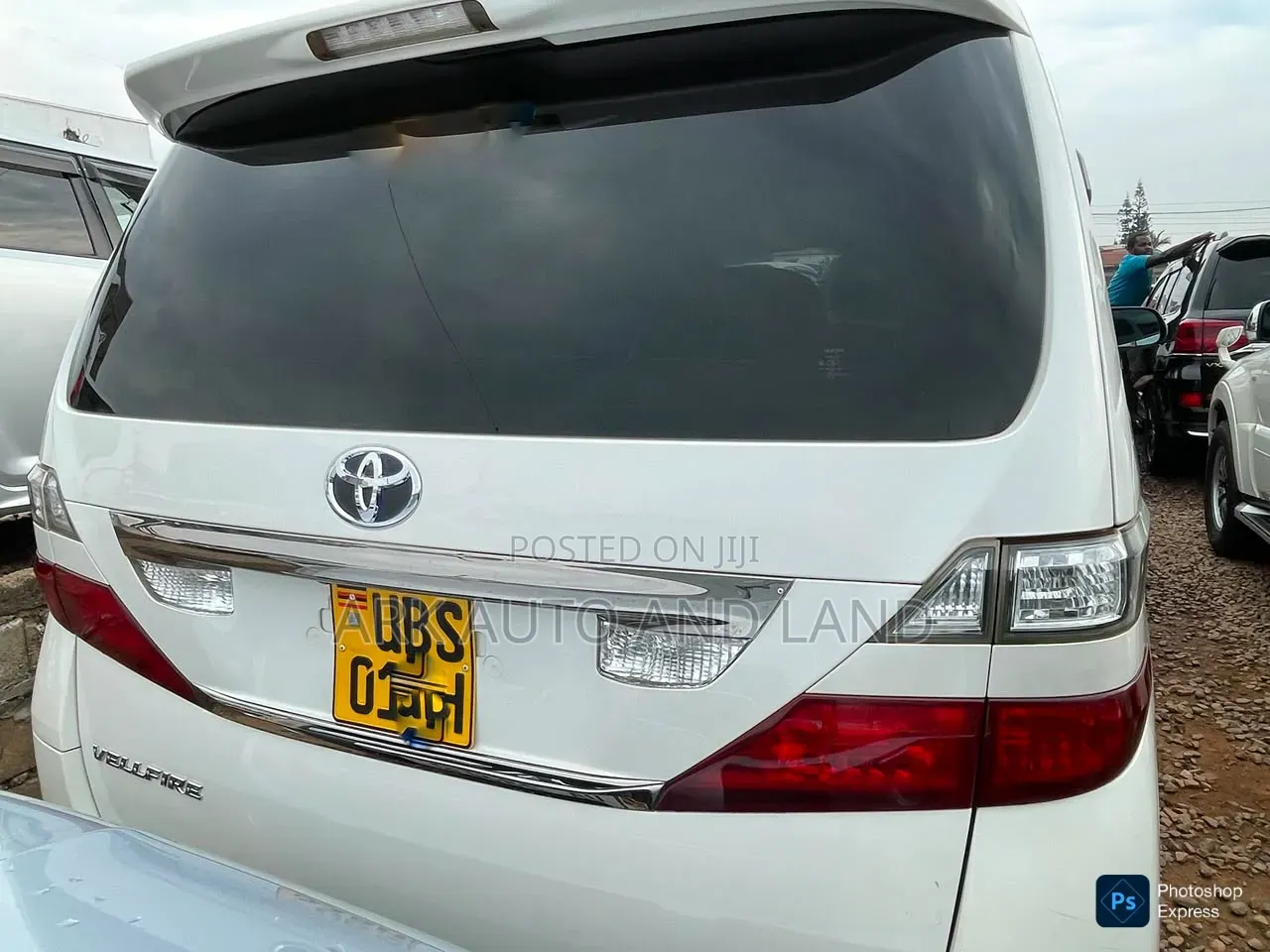 Toyota Vellfire 2008 White