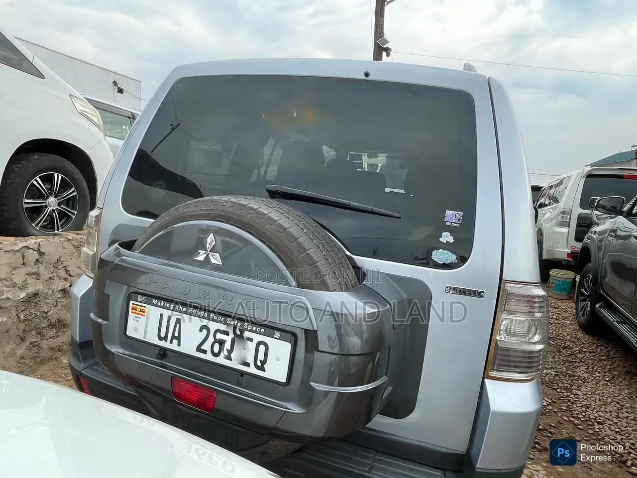 Mitsubishi Pajero 2010 Silver