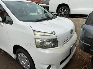 Toyota Voxy 2012 White