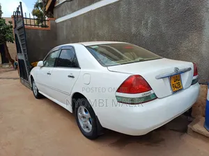 Toyota Mark II 2002 White